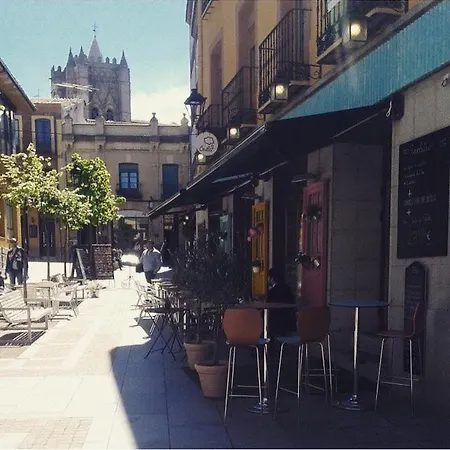 Casa de hóspedes Alcántara Ávila