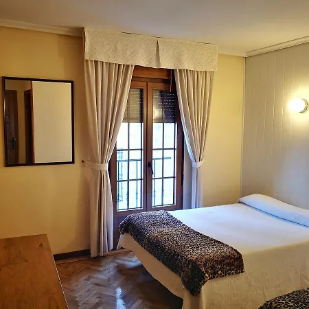 Alcántara Affittacamere 2*