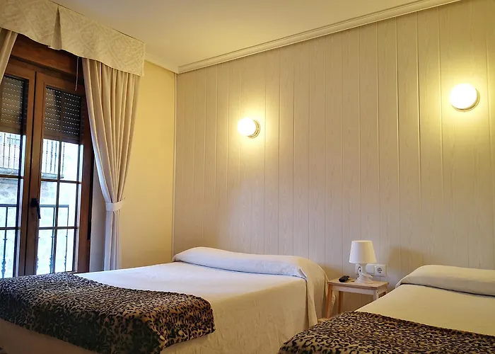 招待所 阿尔坎塔拉旅舍 2*