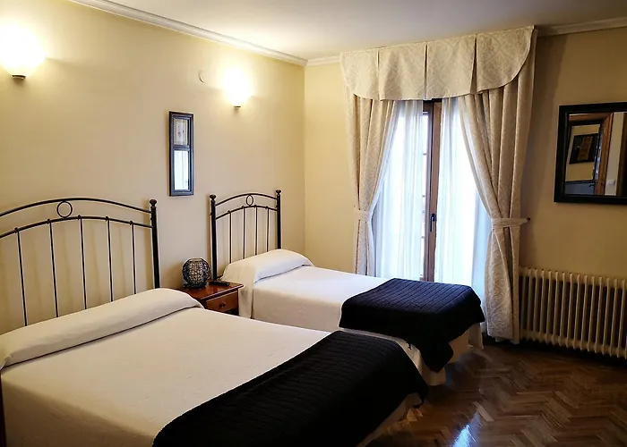 阿尔坎塔拉旅舍 2* Ávila